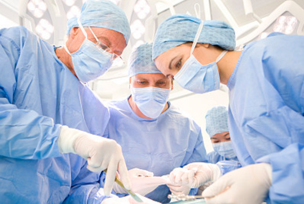 中國(guó)留學(xué)生在美遇天價(jià)手術(shù)：收到1100多萬(wàn)元賬單